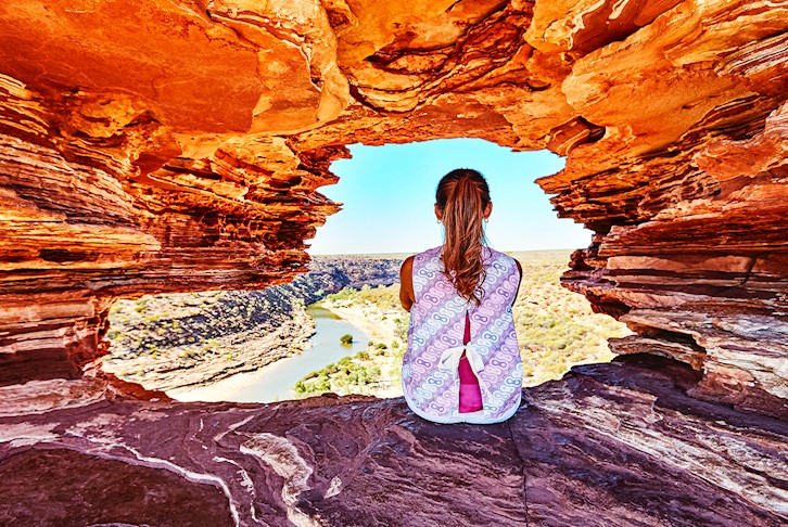 Perth, Monkey Mia, Kalbarri & Pinnacles Premium Coach Touring