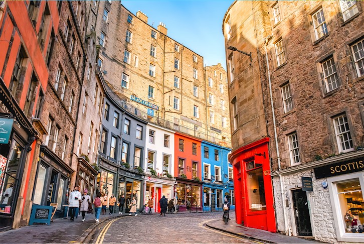 Treasures of England & Scotland with Best of Europe Tour